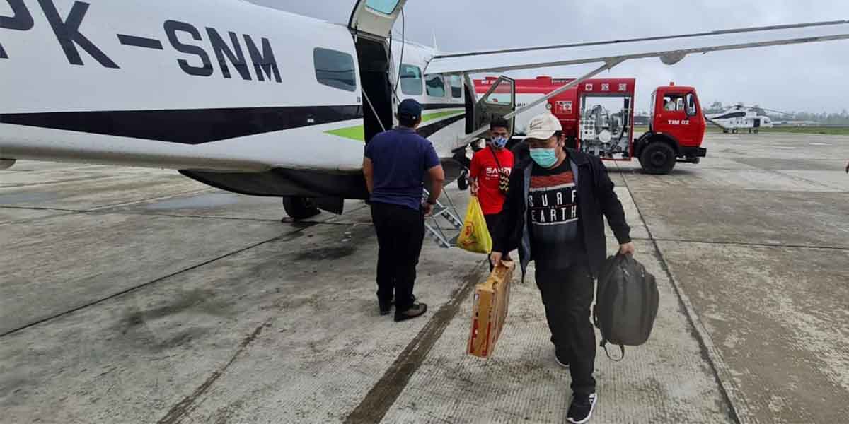 puluhan-warga-akhirnya-bisa-dievakuasi-dari-beoga-ke-timika